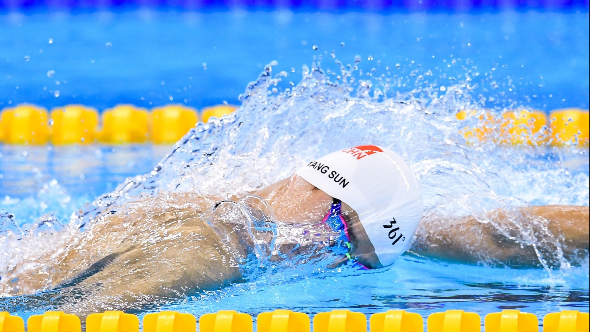 Ming在皇家马德里比赛中惊险取胜，挺进下一轮引发热议！